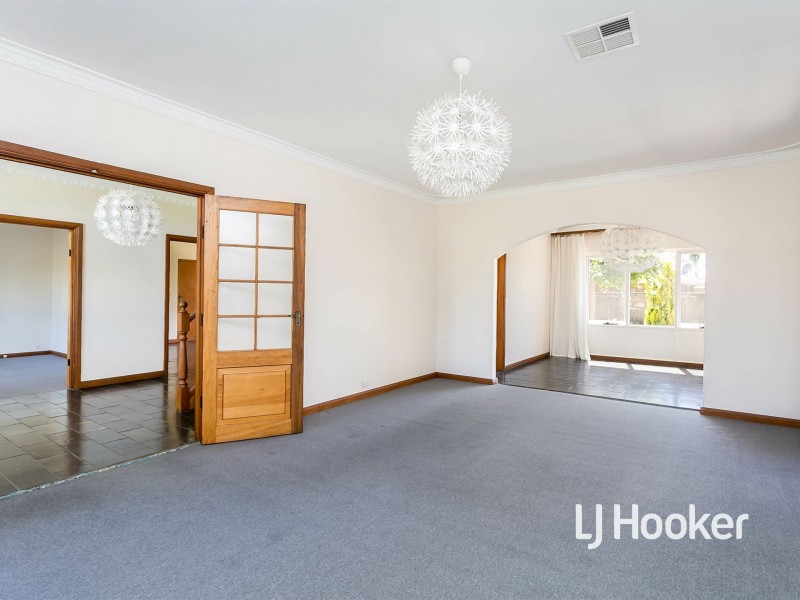 6 Lakeview Avenue, West Lakes SA 5021