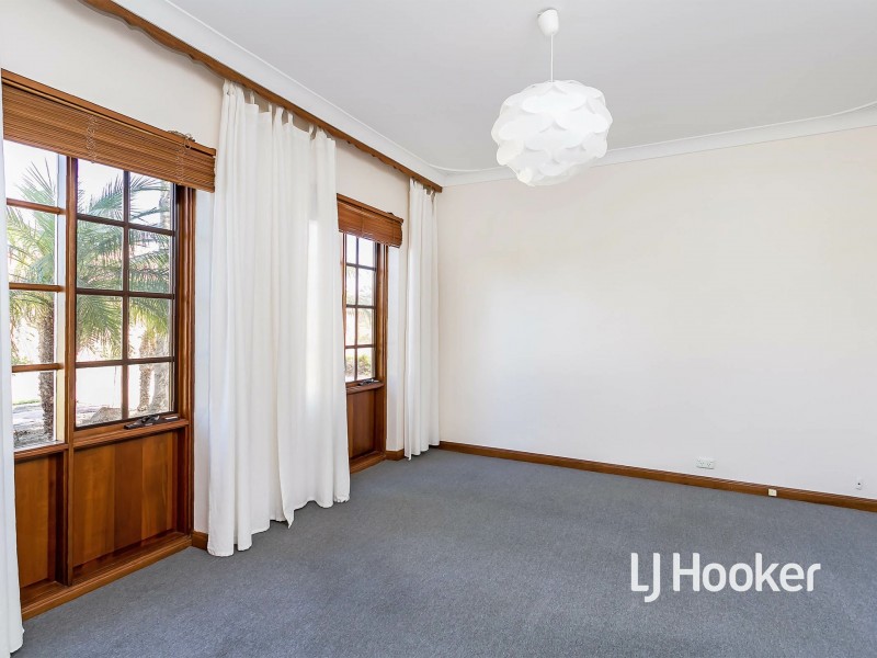 6 Lakeview Avenue, West Lakes SA 5021