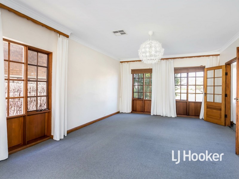 6 Lakeview Avenue, West Lakes SA 5021