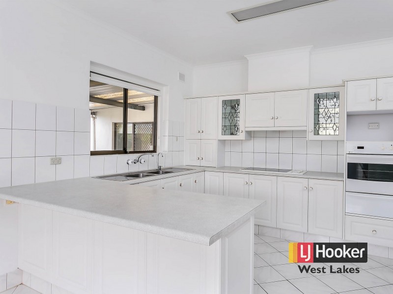 24 Mill Street, Seaton SA 5023