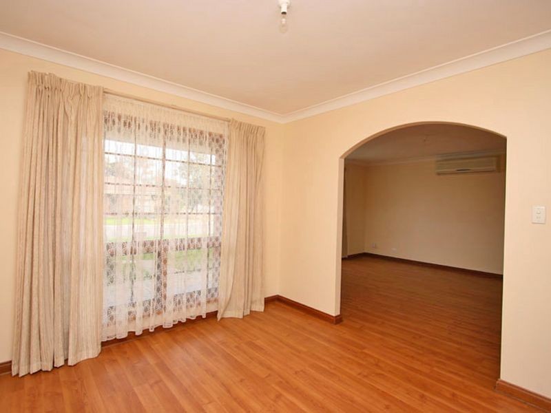 2/1 Hansen Court, West Lakes Shore SA 5020
