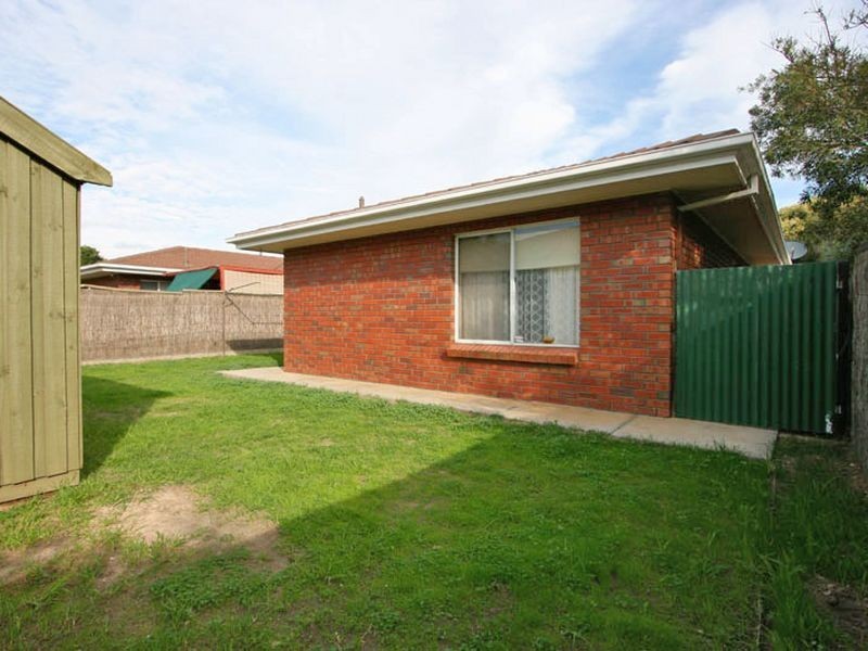 2/1 Hansen Court, West Lakes Shore SA 5020
