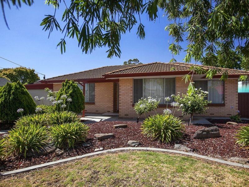 1 Sandland Avenue, Ridgehaven SA 5097