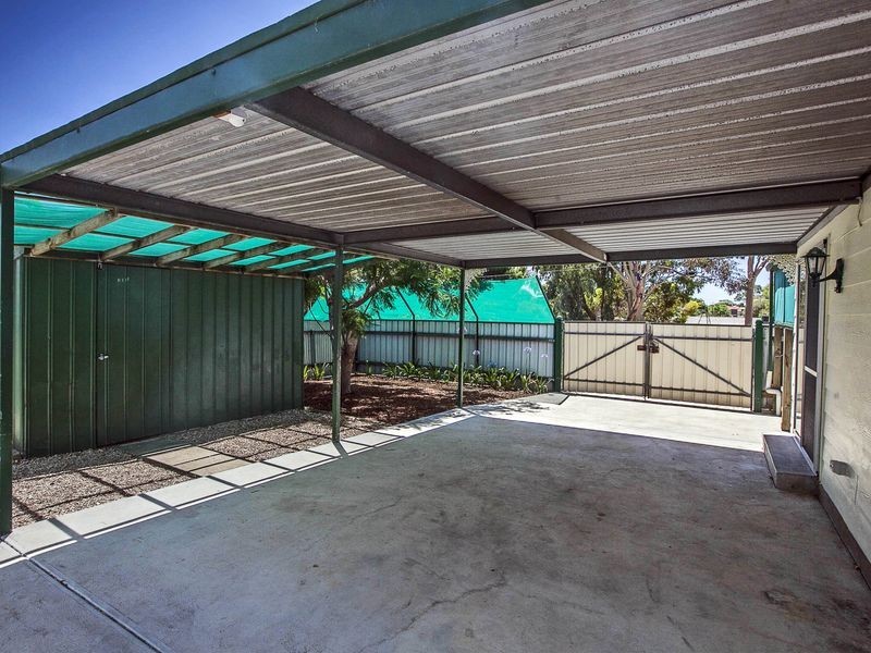 1 Albion Street, Ridgehaven SA 5097