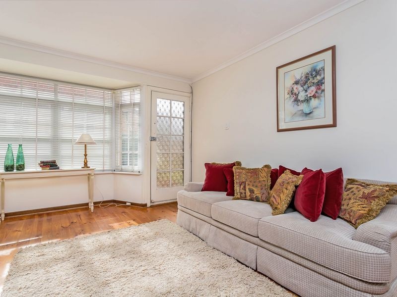 2/614 Seaview Road, Grange SA 5022