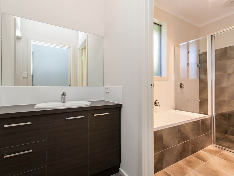 33a Barker Avenue, Findon SA 5023