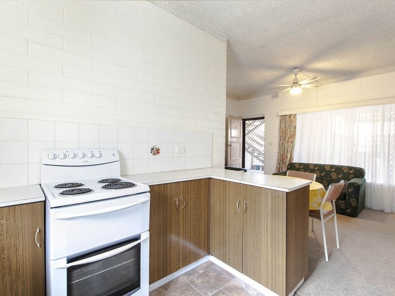 1/90 Seaview Road, West Beach SA 5024
