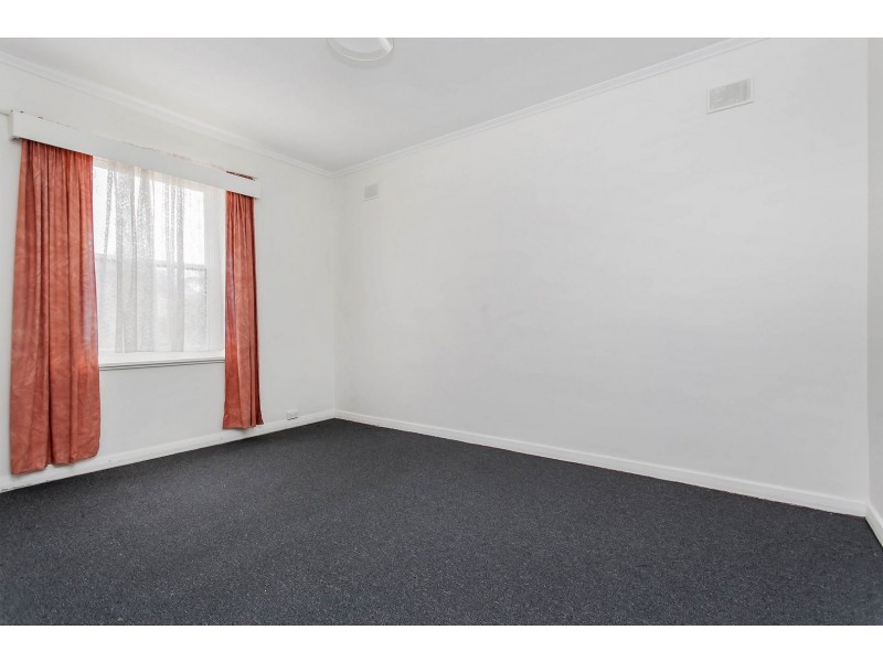 25 Raymond Avenue, Seaton SA 5023