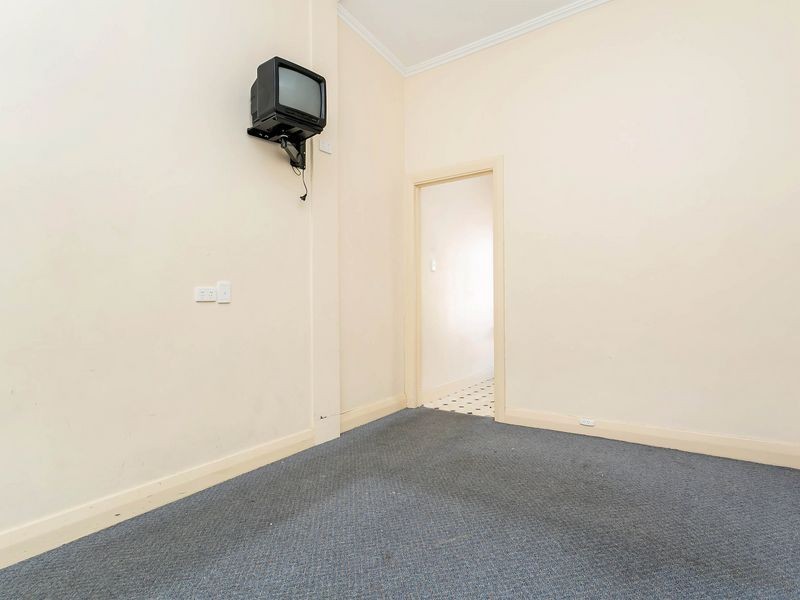 1/3 St Johns Row, Glenelg SA 5045