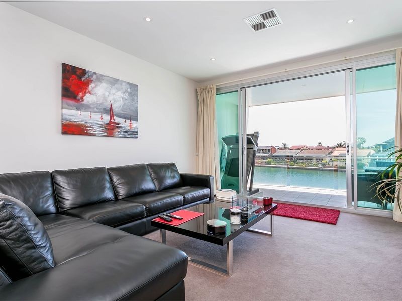 6/155 Brebner Drive, West Lakes SA 5021
