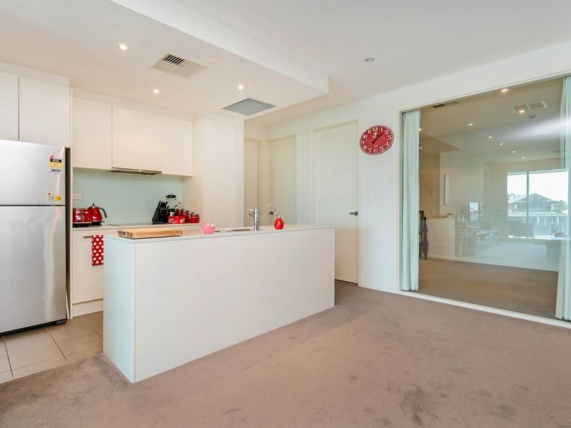 6/155 Brebner Drive, West Lakes SA 5021