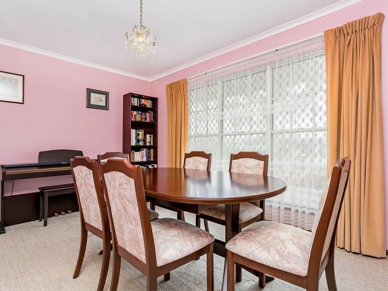 4 Santiago Street, West Lakes Shore SA 5020