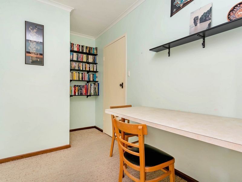 4 Santiago Street, West Lakes Shore SA 5020