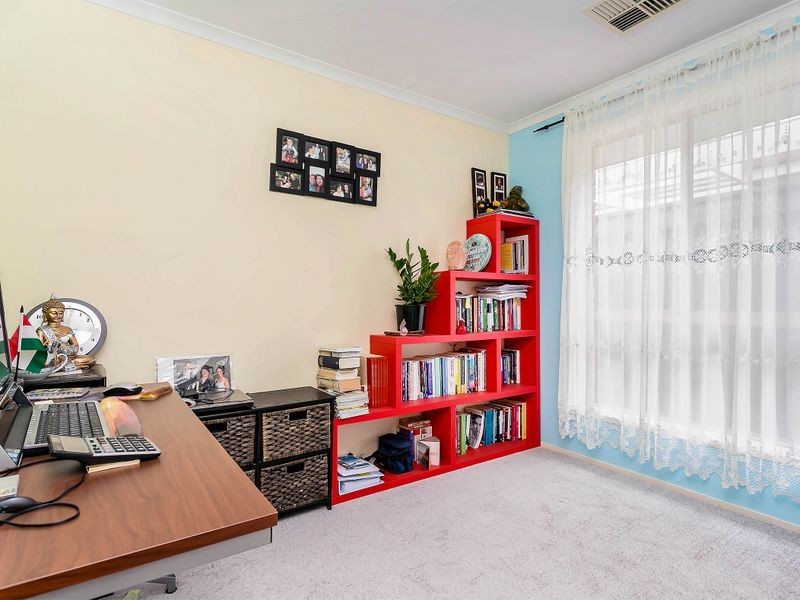 9 Charles Tank Drive, Sheidow Park SA 5158