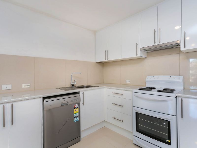 16/72 Military Road, Tennyson SA 5022