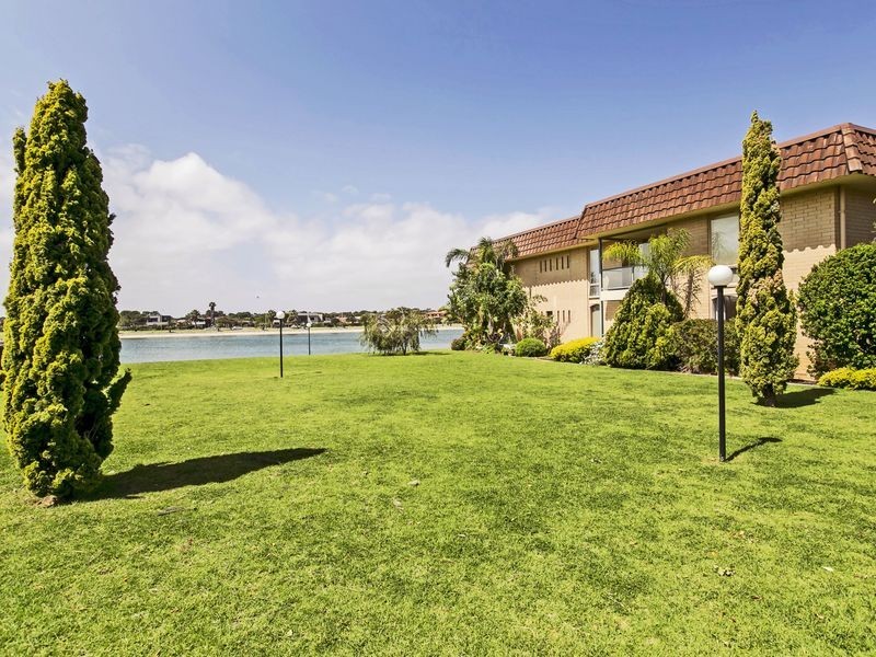 16/72 Military Road, Tennyson SA 5022
