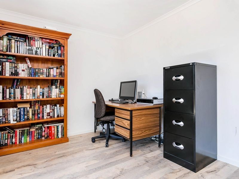 46 Oakvale Way, Hallett Cove SA 5158