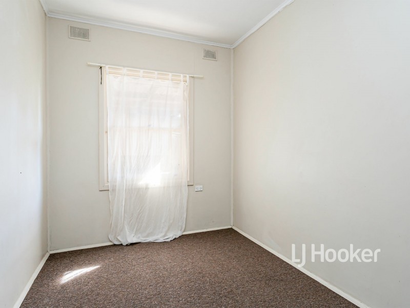 24 Johnston Road, Elizabeth Downs SA 5113
