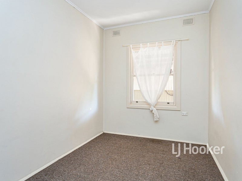 24 Johnston Road, Elizabeth Downs SA 5113