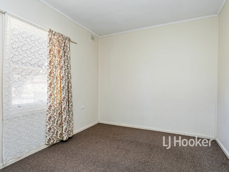 24 Johnston Road, Elizabeth Downs SA 5113
