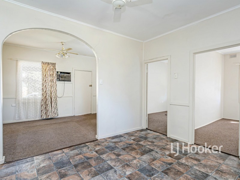 24 Johnston Road, Elizabeth Downs SA 5113