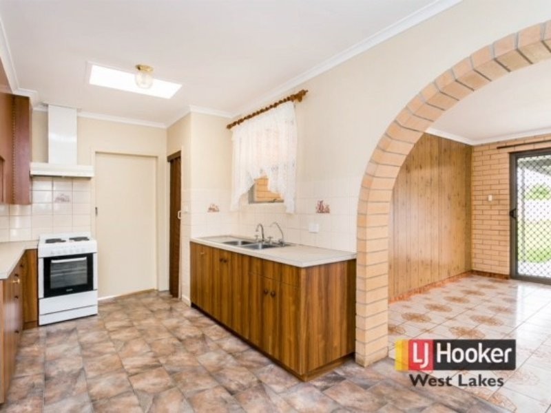 26 Buckingham Ave, Henley Beach SA 5022