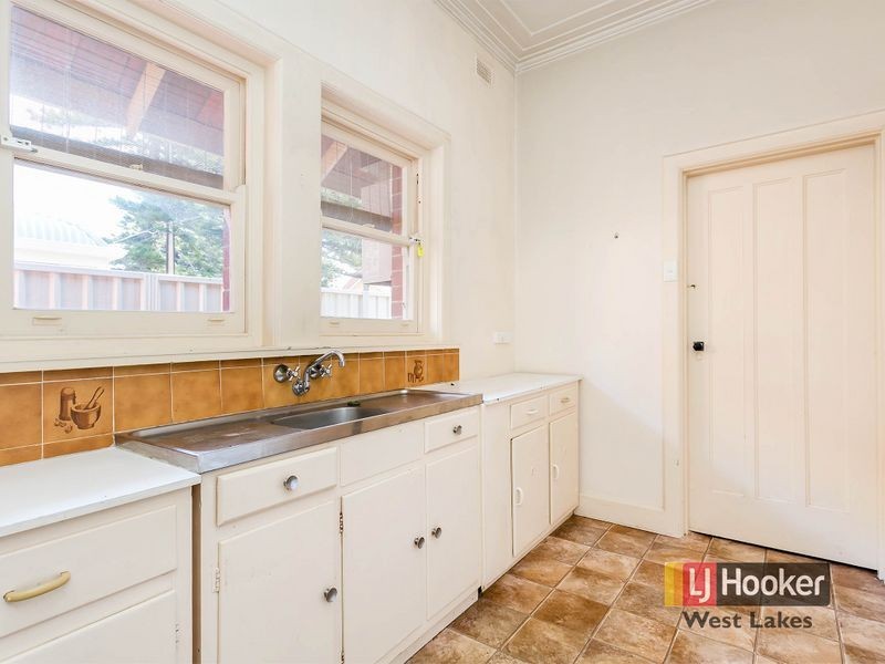 37 East Terrace, Henley Beach SA 5022