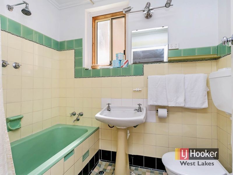 1/52 Seaview Road, West Beach SA 5024