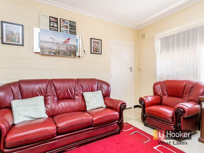 1/12 Fourth Avenue, Seaton SA 5023