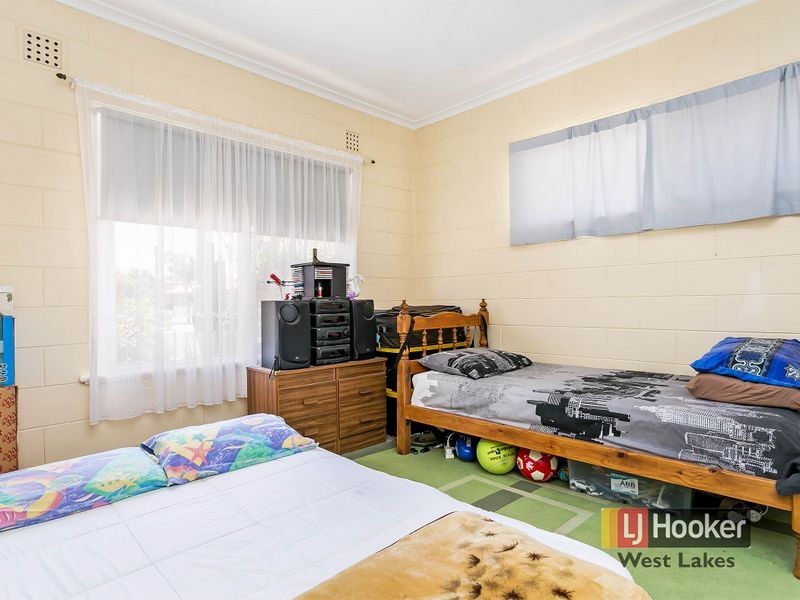 1/12 Fourth Avenue, Seaton SA 5023