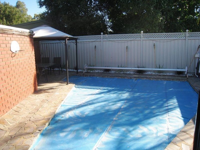 49 Warren Road, Para Vista SA 5093