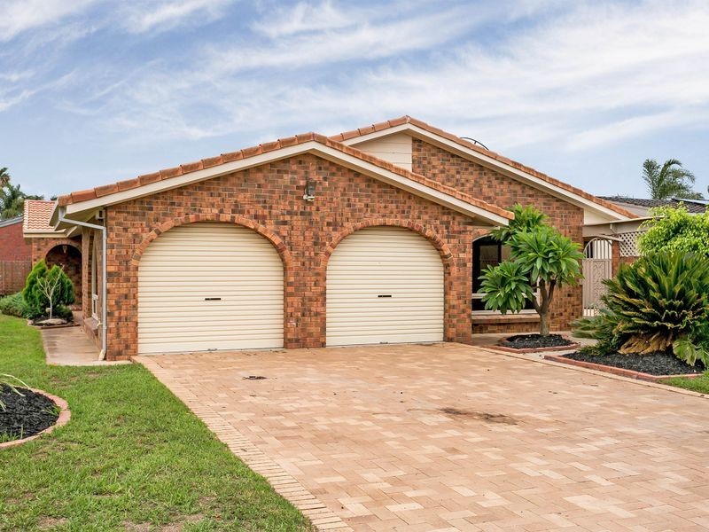 2 Martinique Court, West Lakes SA 5021