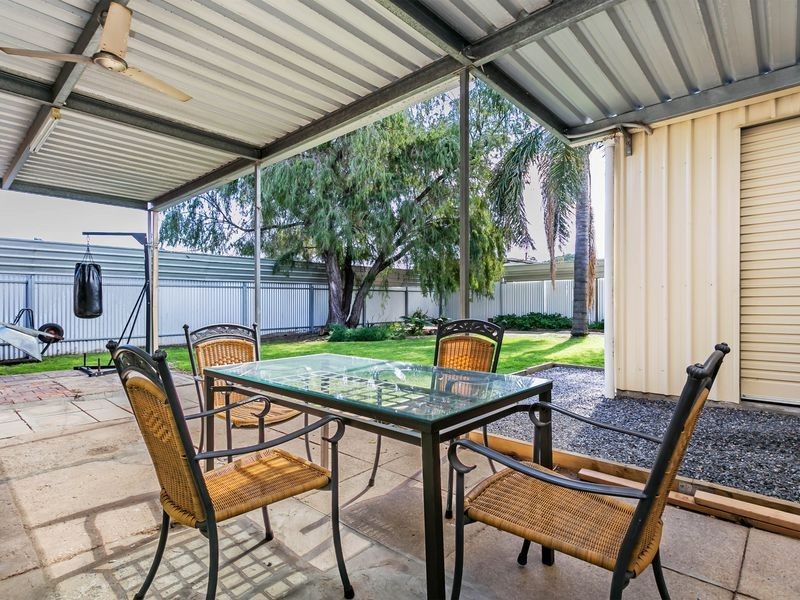25 Fortisgreen Avenue, Pennington SA 5013
