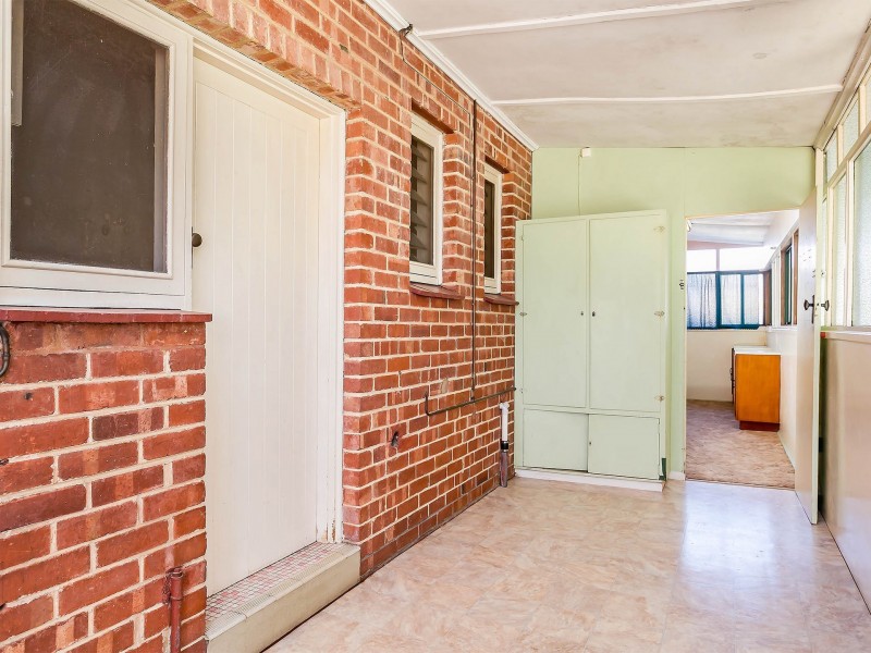 11 Peterhead Street, Largs Bay SA 5016