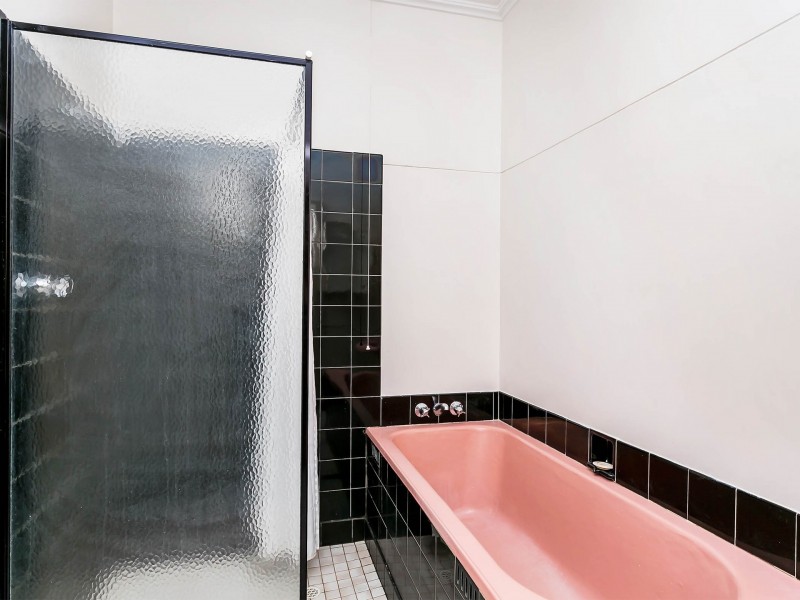 11 Peterhead Street, Largs Bay SA 5016