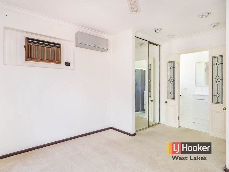 28 Manly Circuit, West Lakes Shore SA 5020