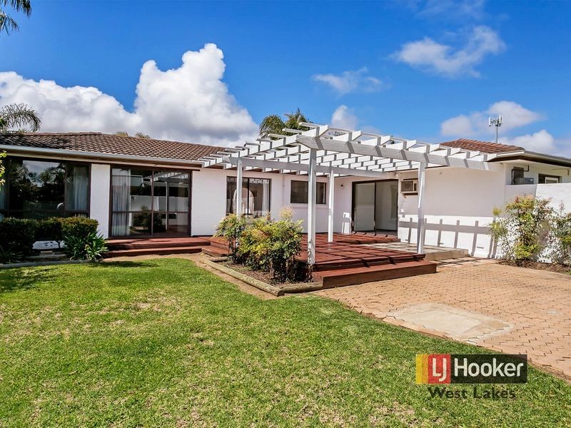 28 Manly Circuit, West Lakes Shore SA 5020