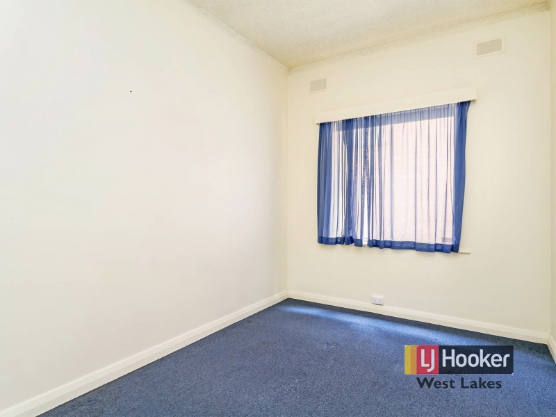 4/33 North Esplanade, Glenelg North SA 5045