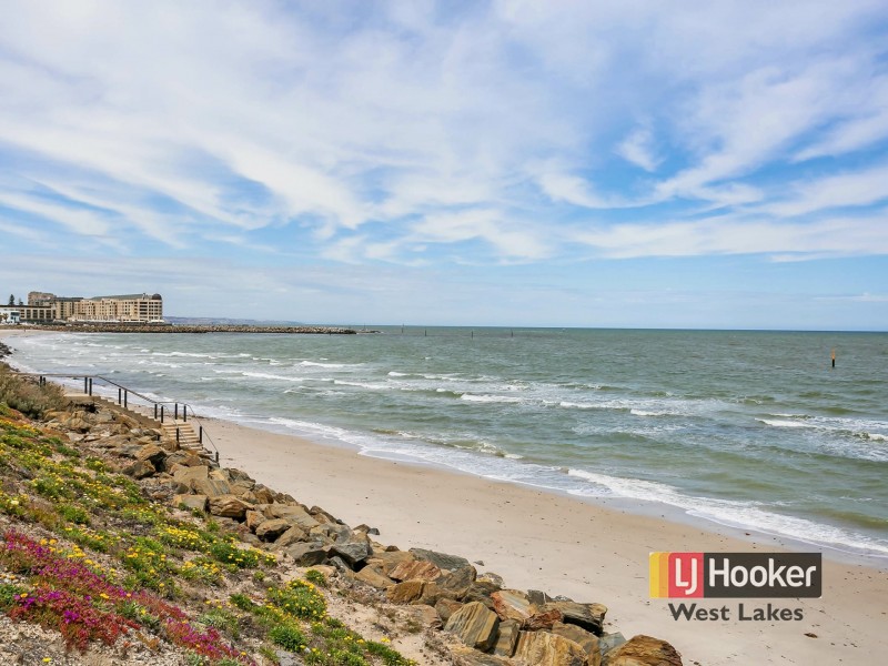 4/33 North Esplanade, Glenelg North SA 5045