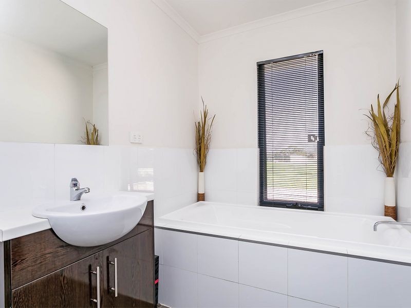 38 Saint Johns Street, Ottoway SA 5013