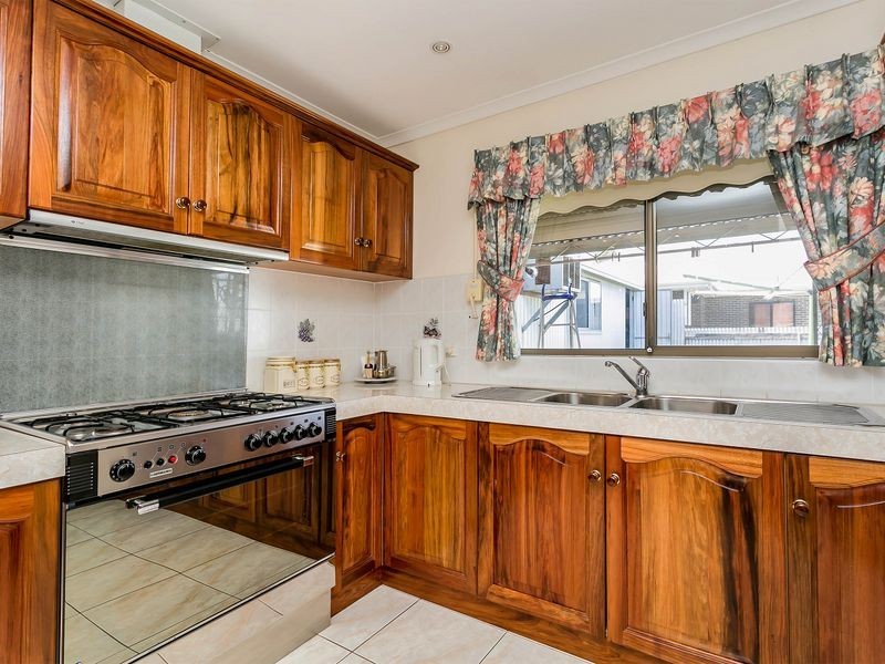 9 Manuel Street, Hendon SA 5014