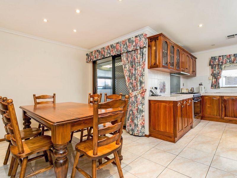 9 Manuel Street, Hendon SA 5014