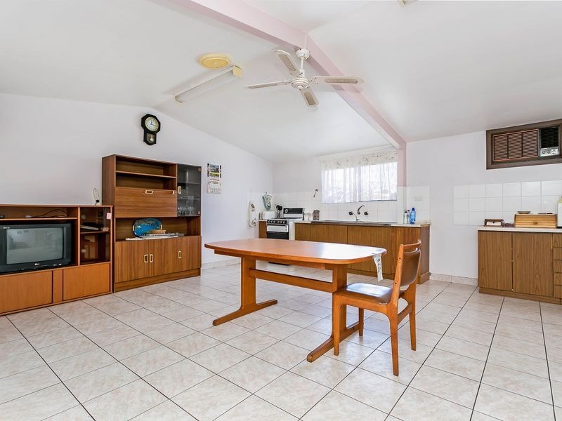 9 Manuel Street, Hendon SA 5014