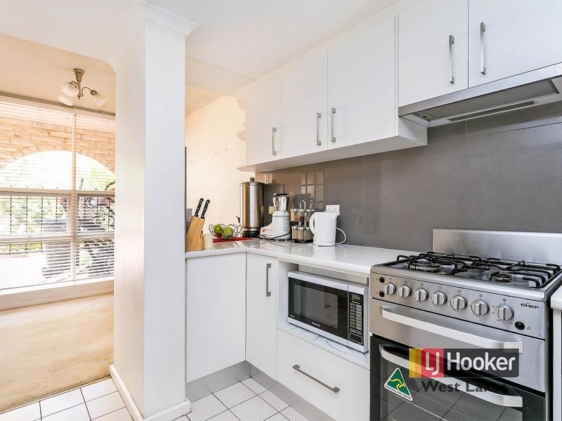 9/3 Mooloola Way, West Lakes Shore SA 5020