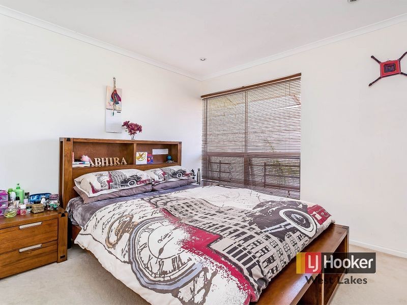 9/3 Mooloola Way, West Lakes Shore SA 5020