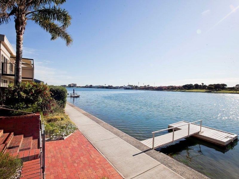 12/68 Military Road, Tennyson SA 5022