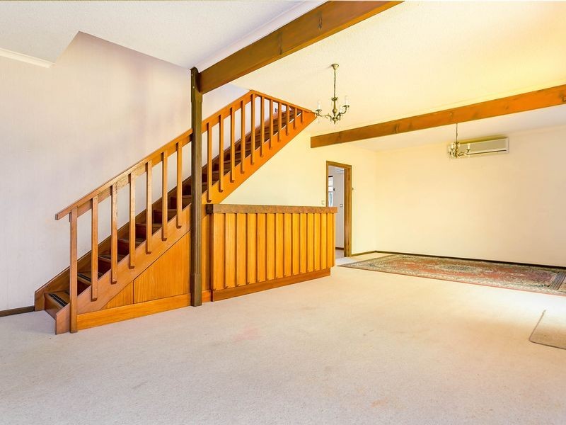 8 Settlers Drive, West Lakes SA 5021