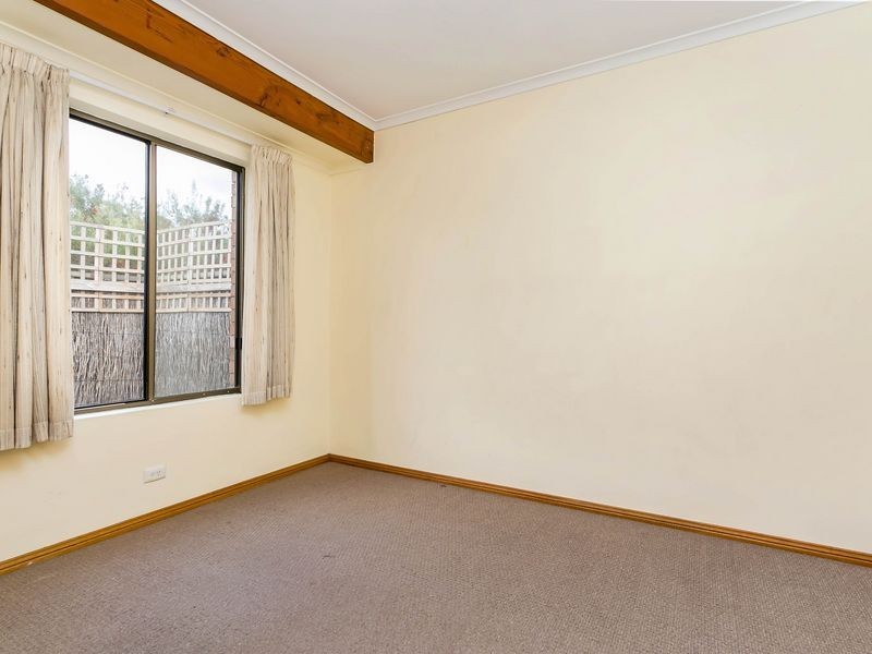 1/4 Dyer Court, West Lakes SA 5021