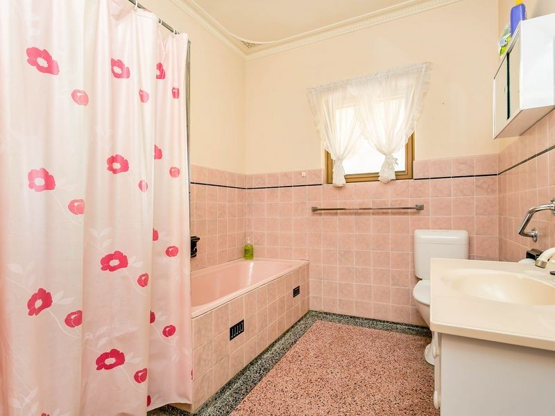 560 Henley Beach Road, Fulham SA 5024