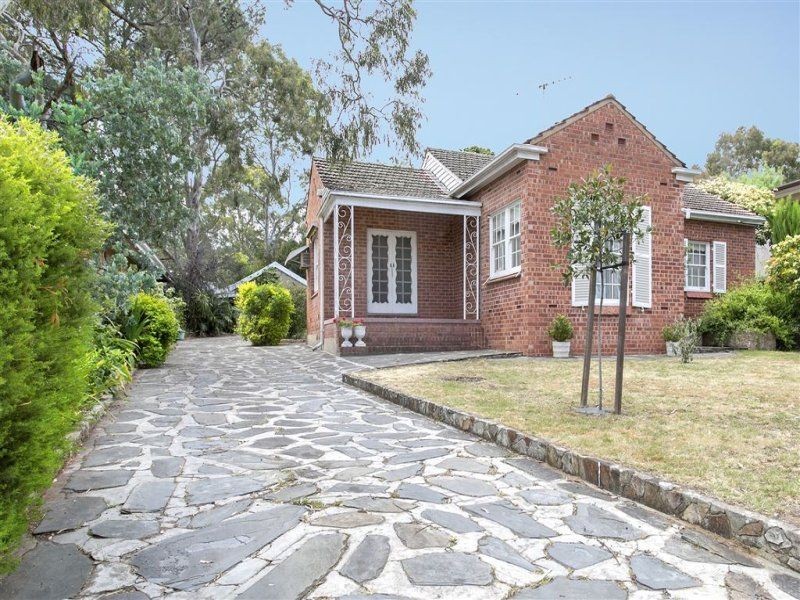 4 Myrtlebank Terrace, Stonyfell SA 5066